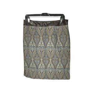 Beautiful paisley print skirt